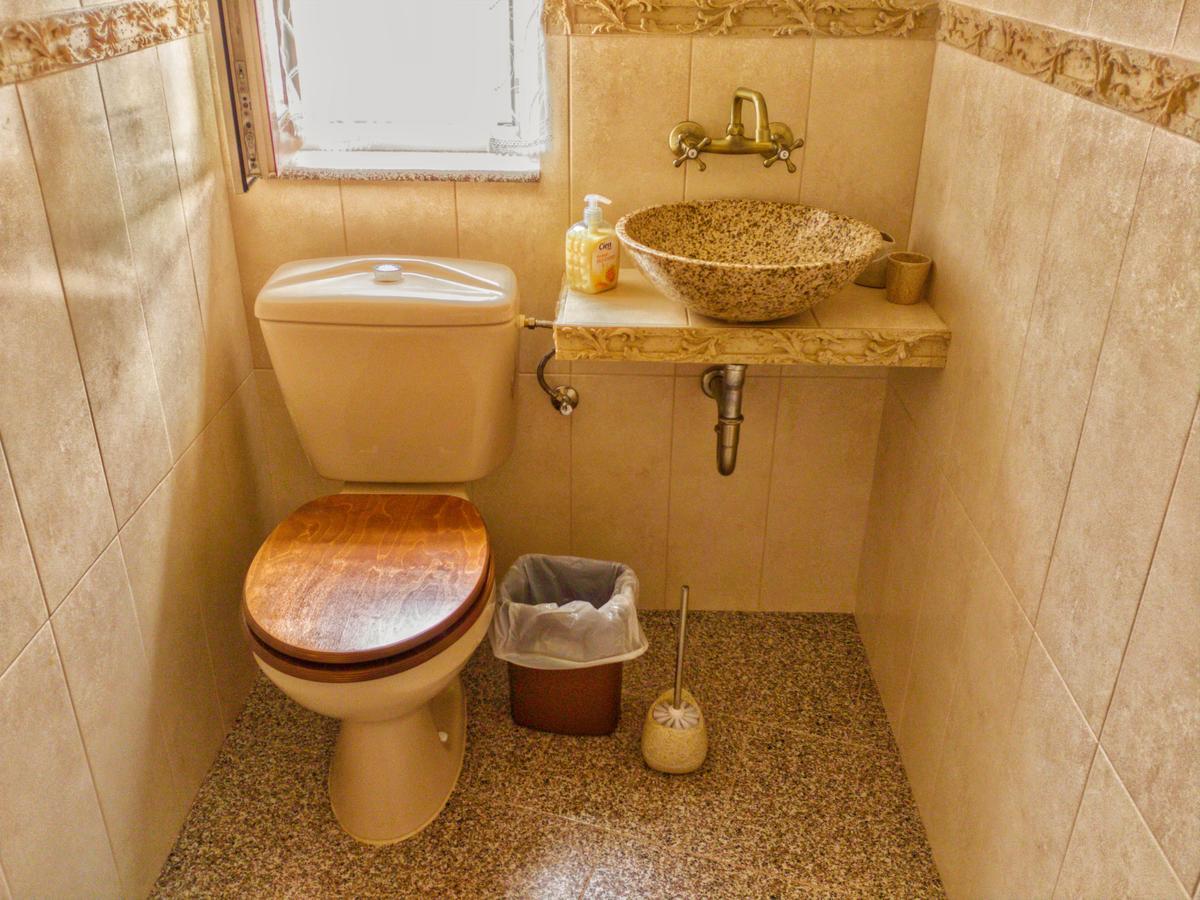 Отель Casa Adam Сигишоара Экстерьер фото